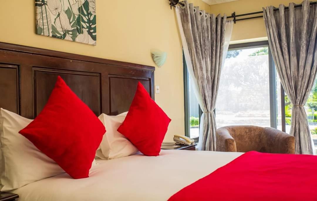 Zambezi Junction Lodge Ливингстон Экстерьер фото