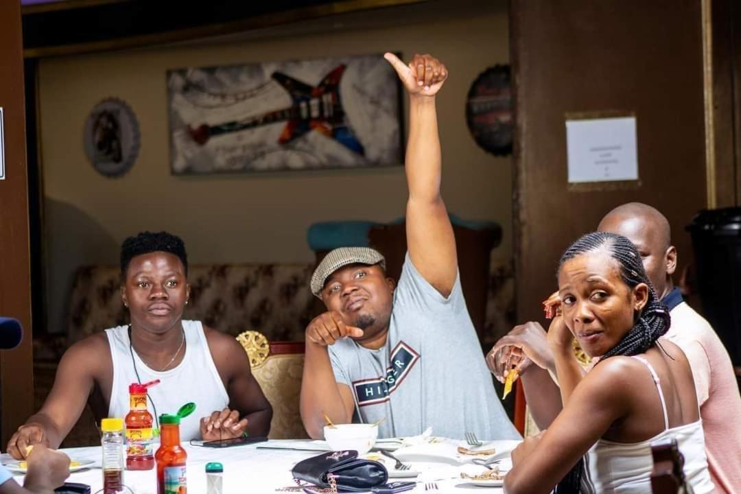 Zambezi Junction Lodge Ливингстон Экстерьер фото